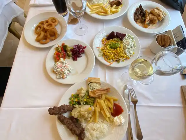 Stolitsa Restaurant'nin yemek ve ambiyans fotoğrafları 3