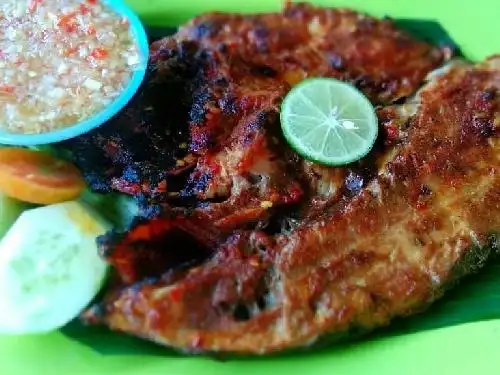 Warung Kubu Seafood, Serangan