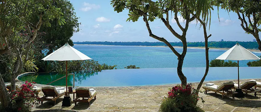 Gambar Makanan Pool Terrace Cafe - Four Seasons Resort 4