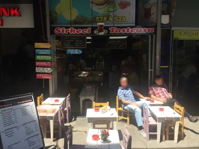 Sirkeci Ciğercisi Ve Tostçusu'nin yemek ve ambiyans fotoğrafları 5