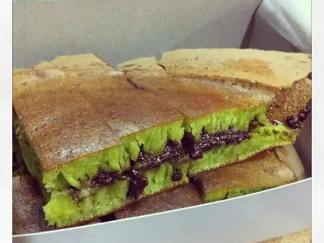 Gambar Makanan Martabak Inti Sari Capitol 8