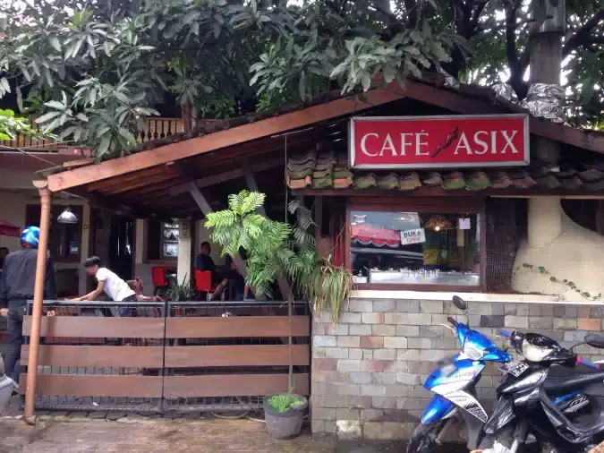 Cafe Asix