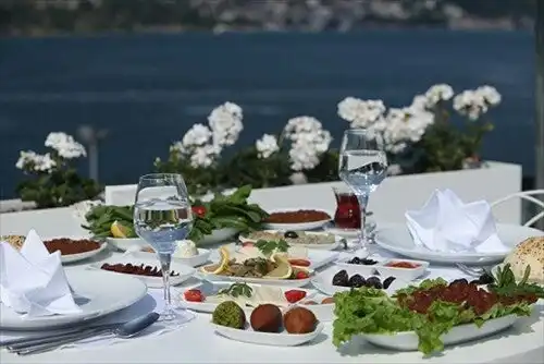 Kasi beyaz restorant'nin yemek ve ambiyans fotoğrafları 17