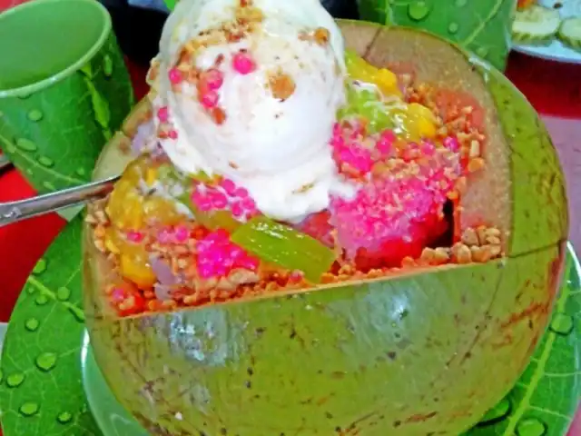 Rainbow coconut ice-cream D'Aziz kedai buloh Food Photo 4