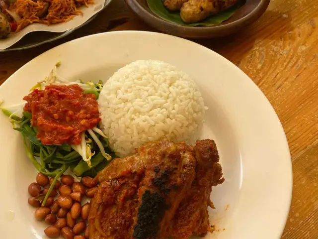 Gambar Makanan Berugak Lombok 3