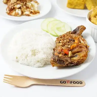 Gambar Makanan Ayam Gepuk Pak Gembus, Medan - Sekip 8