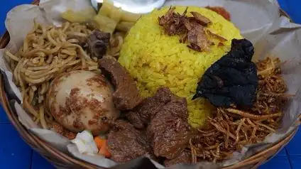 Warung Nasi Kuning "Luwu Timur", Panakkukang