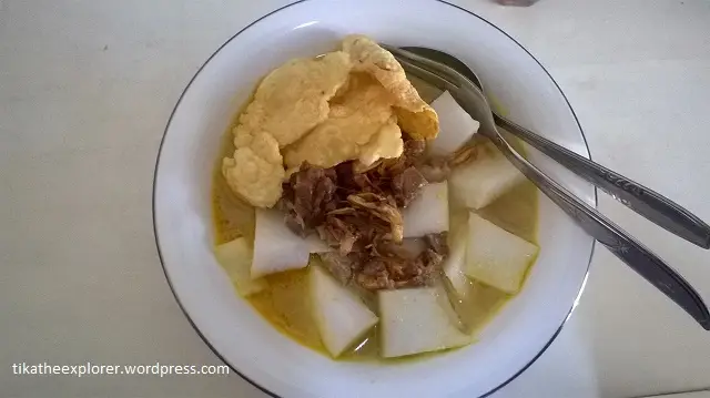 Gambar Makanan Kupat Tahu & Lontong Kari Cicendo 14