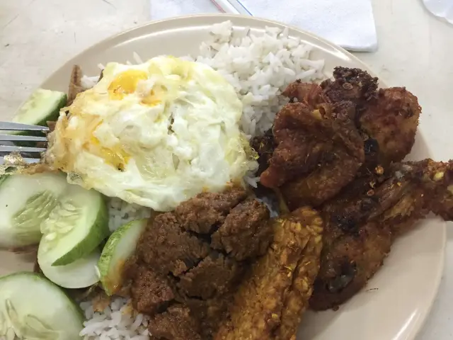 Nasi Lemak Wanjor Food Photo 9