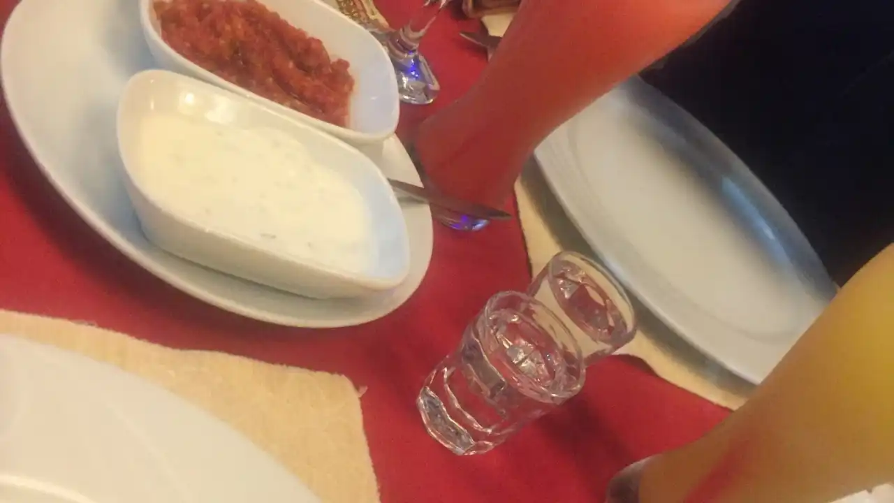 vıa esta restaurat