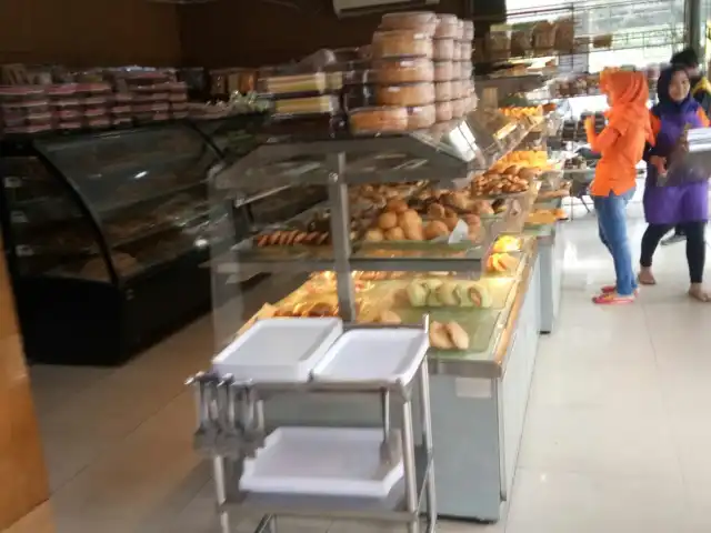 Gambar Makanan Vitasari Bakery 6