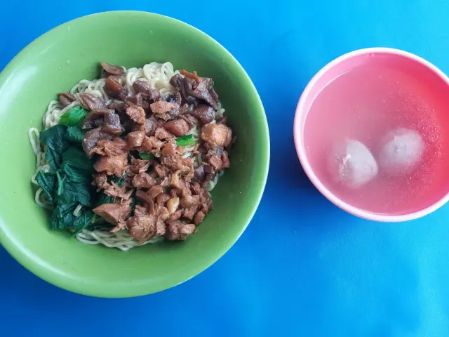 Gambar Makanan Bakmi Ayam Jamur Tjandra 3