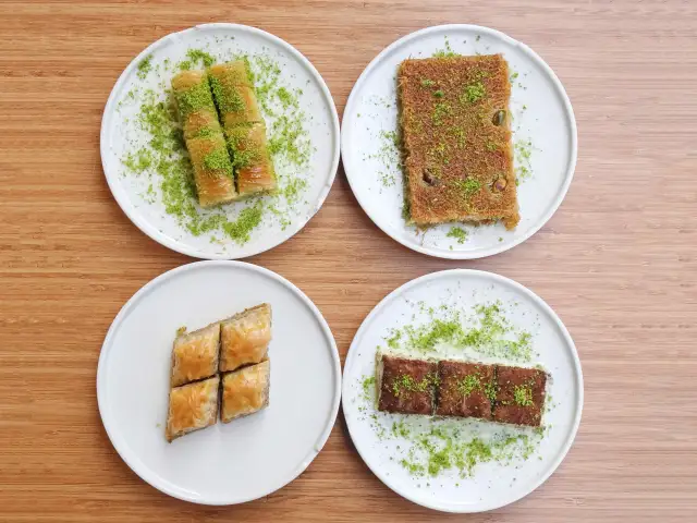 Anteplioğlu Baklava & Kadayıf'nin yemek ve ambiyans fotoğrafları 1