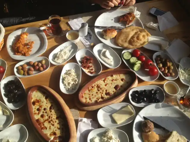 Çamlı Konak Kahvaltı & Mangalbaşı'nin yemek ve ambiyans fotoğrafları 15