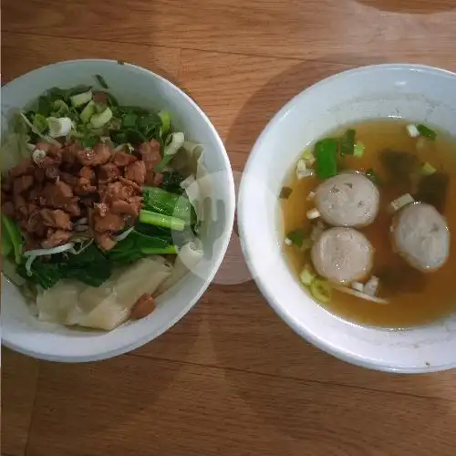 Gambar Makanan Mie Ayam Bakso Pakde Total  11