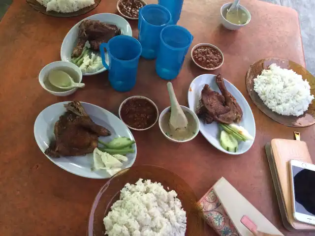 Ayam Penyet Ibu, Padang Jawa Food Photo 7