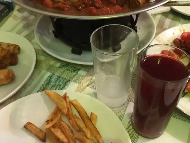 Lezzet ocakbasi'nin yemek ve ambiyans fotoğrafları 2