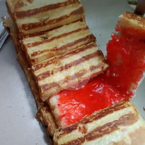 Gambar Makanan Roti Bakar & Ketan Susu Reisa, Nusa Dua 11