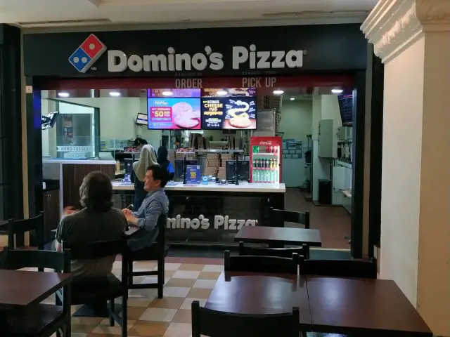 Gambar Makanan Domino's Pizza 8