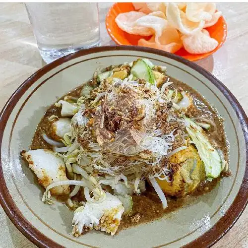 Gambar Makanan HalalFood Soto Betawi & Gado Gado Uleg Bang Cheppy, Denpasar 3