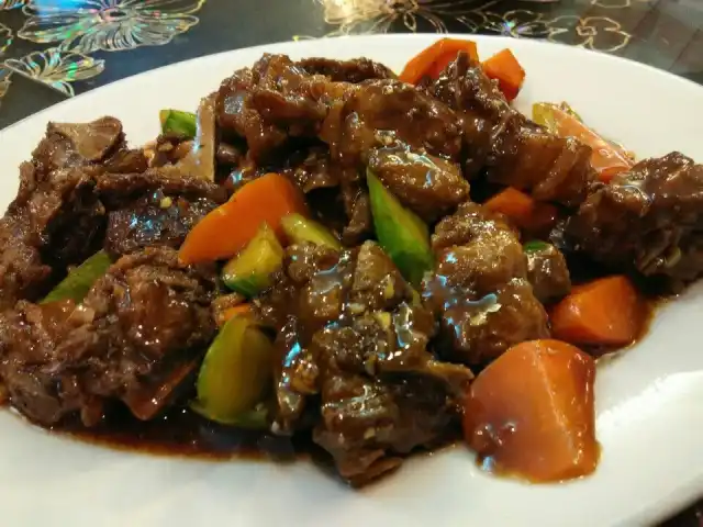 Gambar Makanan Tong Pei Yi Jia Ren Hou Guo Liu Chao 4