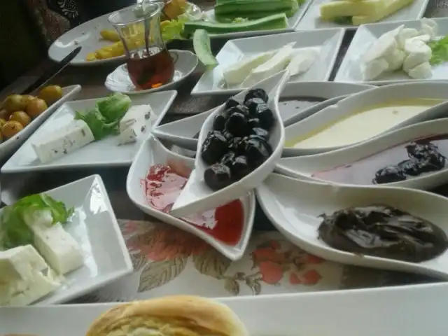 Aruna Cafe&Restaurant Beylikduzu'nin yemek ve ambiyans fotoğrafları 20