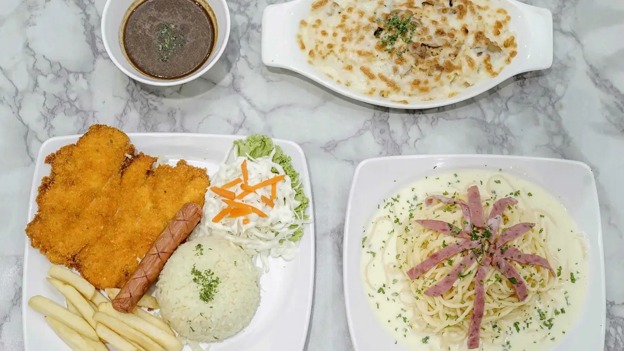 Food Avenue Aeon Mall Klebang - Chicken Rice