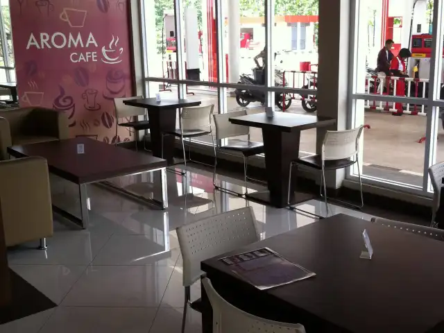Gambar Makanan Aroma Cafe 4