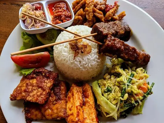 Gambar Makanan Warung Scooting Ubud 14