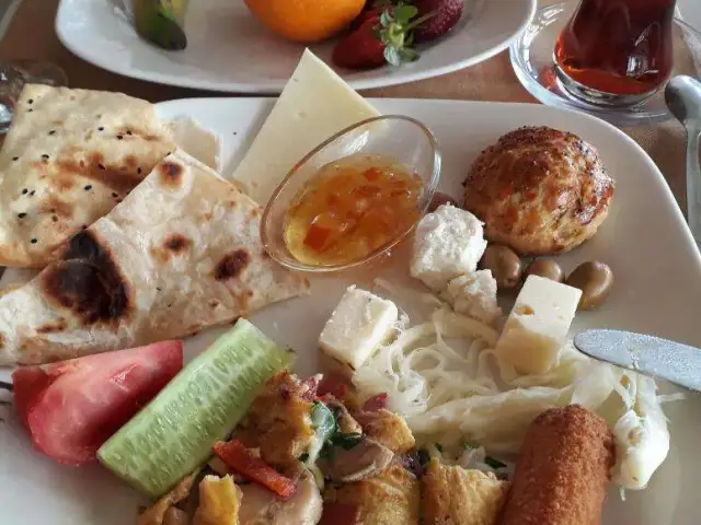 Beymira Restaurant'nin yemek ve ambiyans fotoğrafları 9