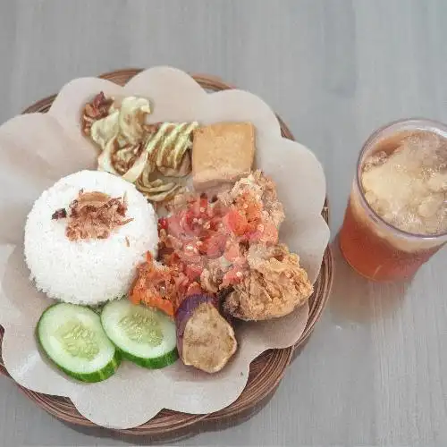 Gambar Makanan Ayam Geprek Aziva, Kol Abunjani 1