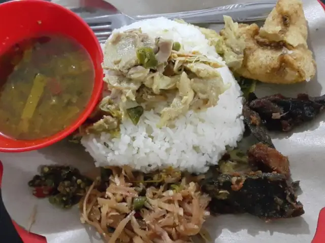 Gambar Makanan Babi Guling Payangan Bu Ari 18