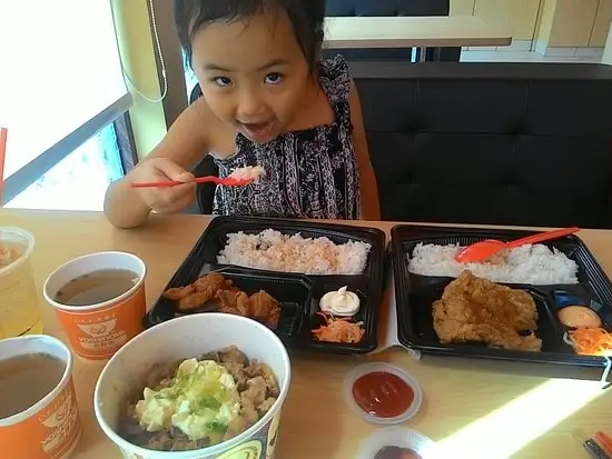 Gambar Makanan Yoshinoya Kuta Beach 13