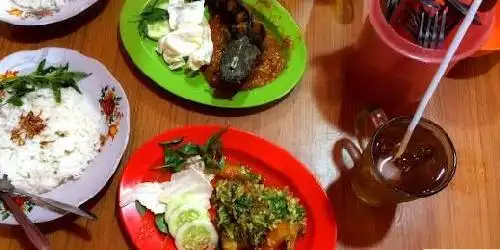 Pecel Lele & Ayam Penyet 4 Bersaudara, Pangeran Jayakarta