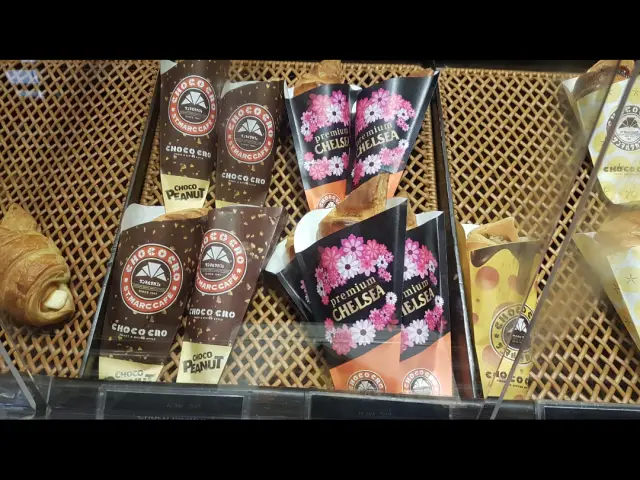 Gambar Makanan CHOCO CRO by St. Marc Cafe 9