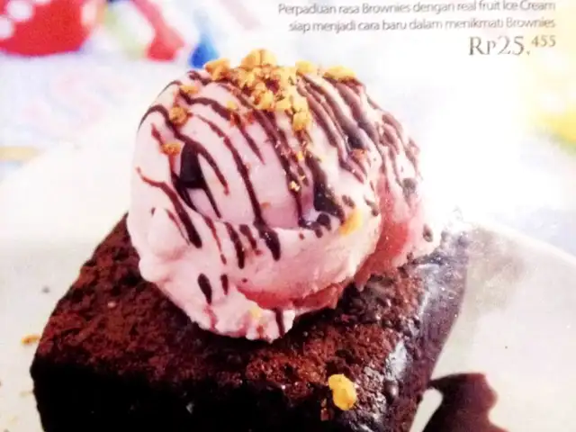 Gambar Makanan Kedai Gentong Ice Cream 5