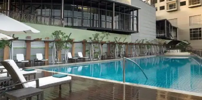 Pool Bar - The Gardens Hotel & Residences