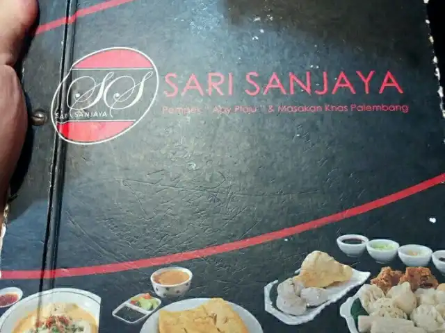 Gambar Makanan Sari Sanjaya "Pempek Apy Plaju" 16