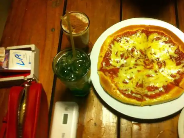 Gambar Makanan Urban Pizza 15