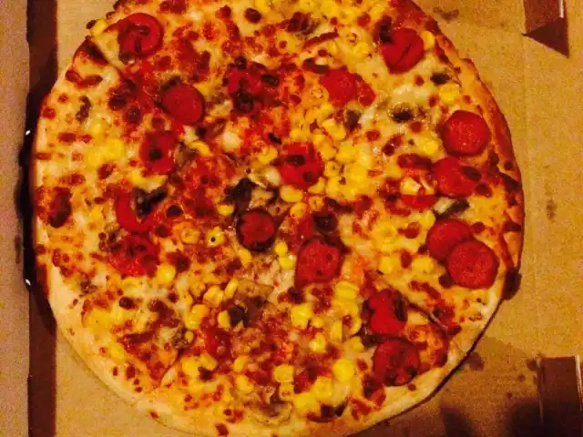 Little Caesars Pizza'nin yemek ve ambiyans fotoğrafları 13