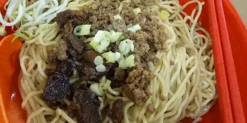 Bakmie Fuklai, Lingkaran