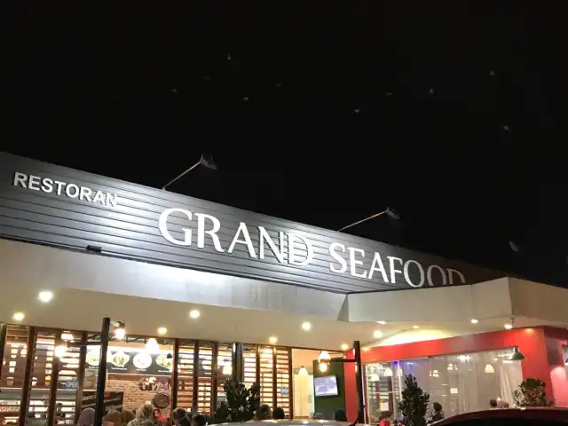 Grand Seafood Food Photo 12