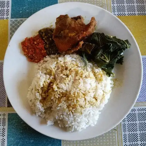 Gambar Makanan Warung Nasi Padang, Merdeka 11