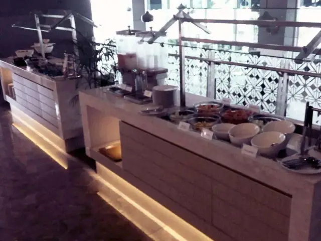 Gambar Makanan Metsky Dine & Lounge - Hotel Horison Bekasi 5
