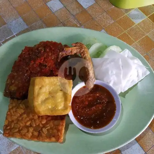 Gambar Makanan Ayam Penyet & Nasi Goreng Volvo, Cikarang Pusat 6