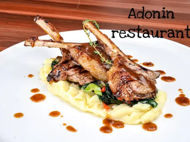 Adonin Cafe & Restaurant'nin yemek ve ambiyans fotoğrafları 14