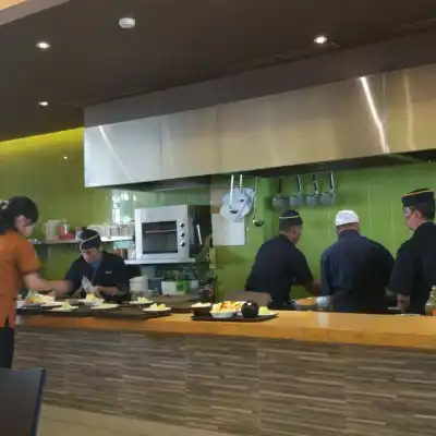 Kanpai Japanese Restaurant