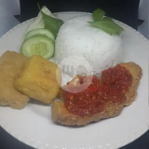 Gambar Makanan Ayam Geprek Putri Bungsu, Tegal Lega 5