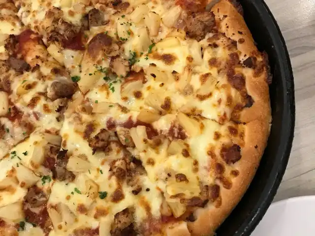 Pizza Hut Food Photo 12