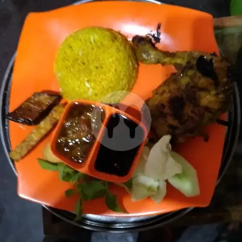 Gambar Makanan Nasi Kuning Bambu Laut Belawan 4